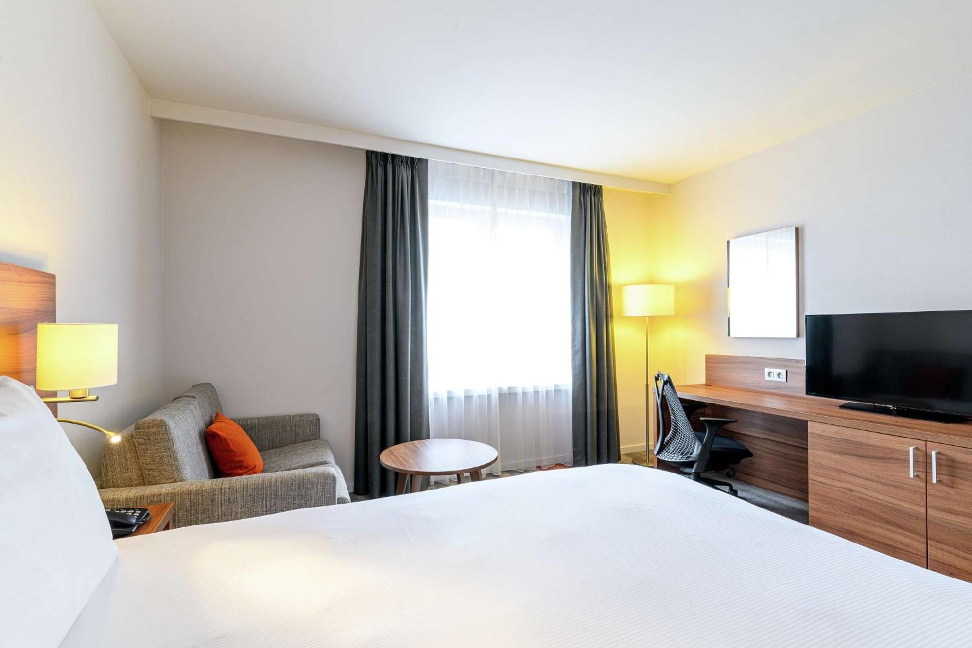 Hilton Garden Inn Brussels City Centre Kültér fotó